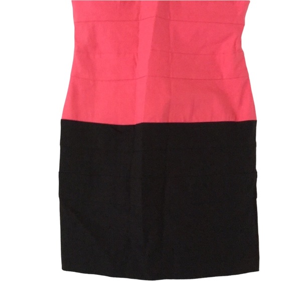 🆕 Guess Silence / Noise Bandage Dress 🤩 - Picture 3 of 8